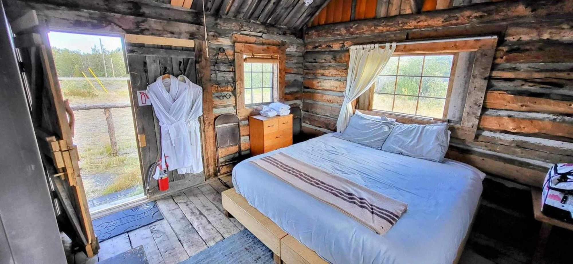 Mount Logan Ecolodge & Retreat Center เฮนส์จังก์ชัน ภายนอก รูปภาพ