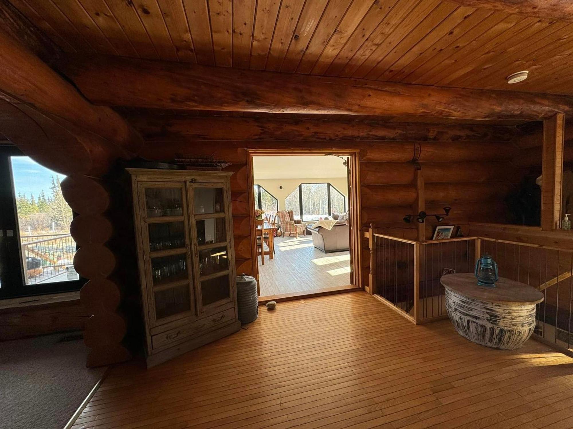 Mount Logan Ecolodge & Retreat Center เฮนส์จังก์ชัน ภายนอก รูปภาพ